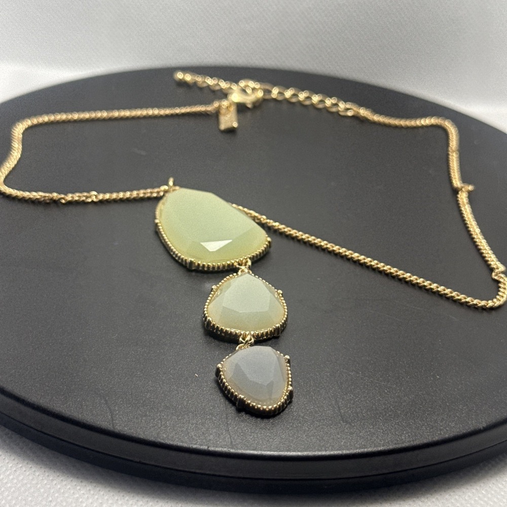 Vintage Necklace Tear Drop Green Stones Gold Tone Chain